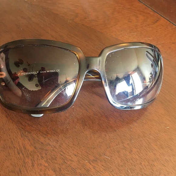 Chanel quilted multi sunglasses - Picture 2 of 5
